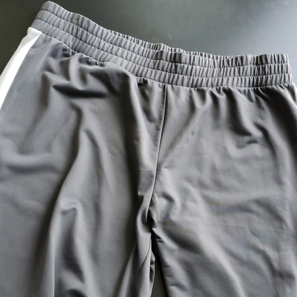 Track pants - Picture 7 of 7